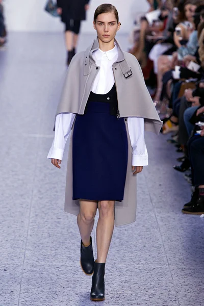 Look 1